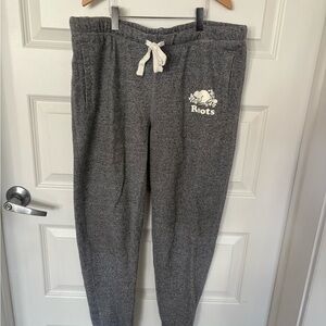 Roots Classic Cozy Joggers – Mid-Rise Sweatpants – Size M